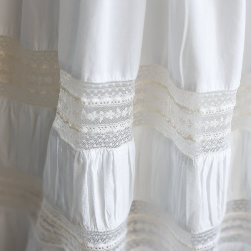 White Heirloom Dress Ivory Vintage Lace Flower Girl Special Occasion LIKE NEW - Picture 3 of 8